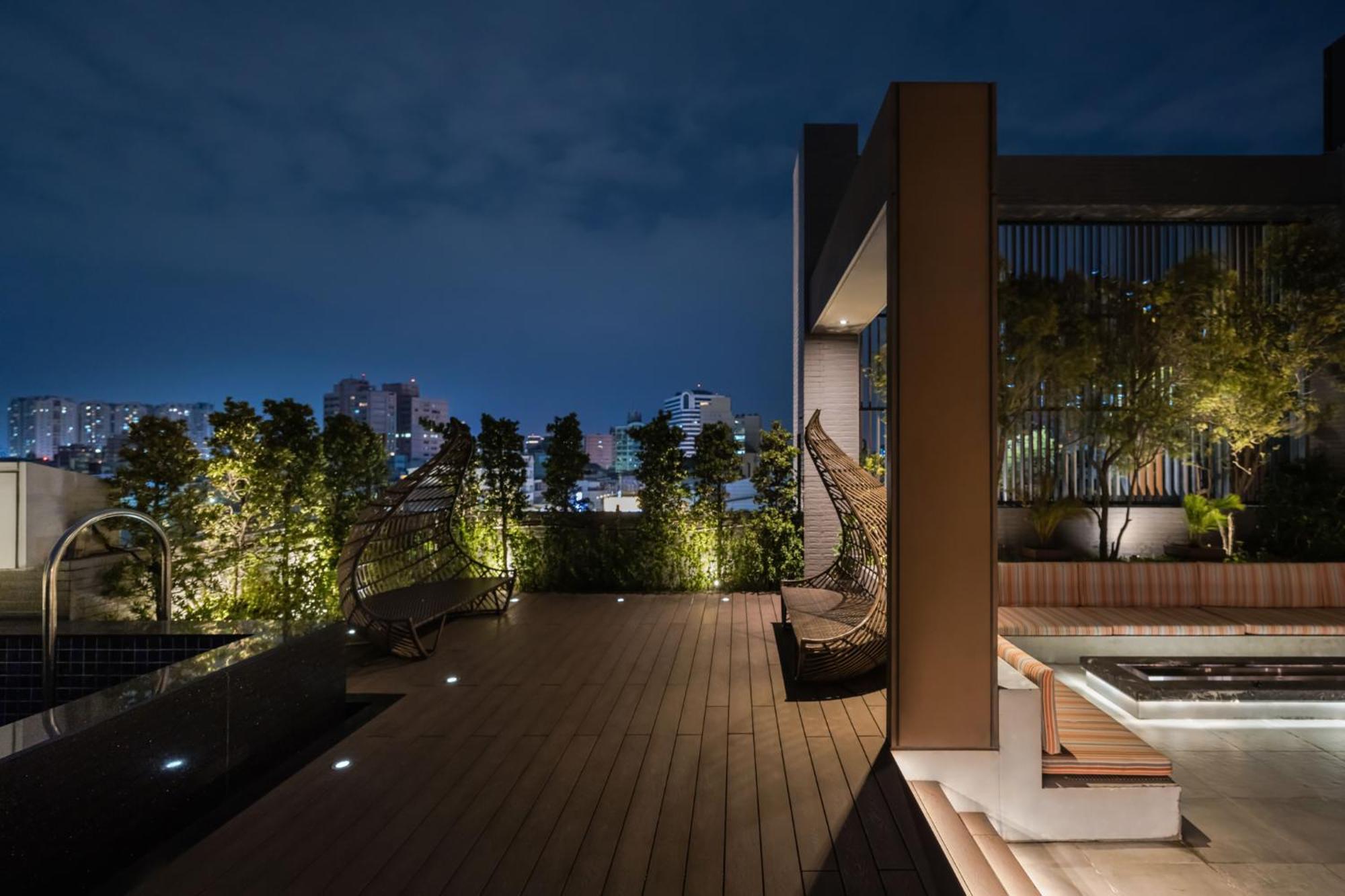 Hotel Leisure 台南行旅-巷弄潮旅 Exteriör bild