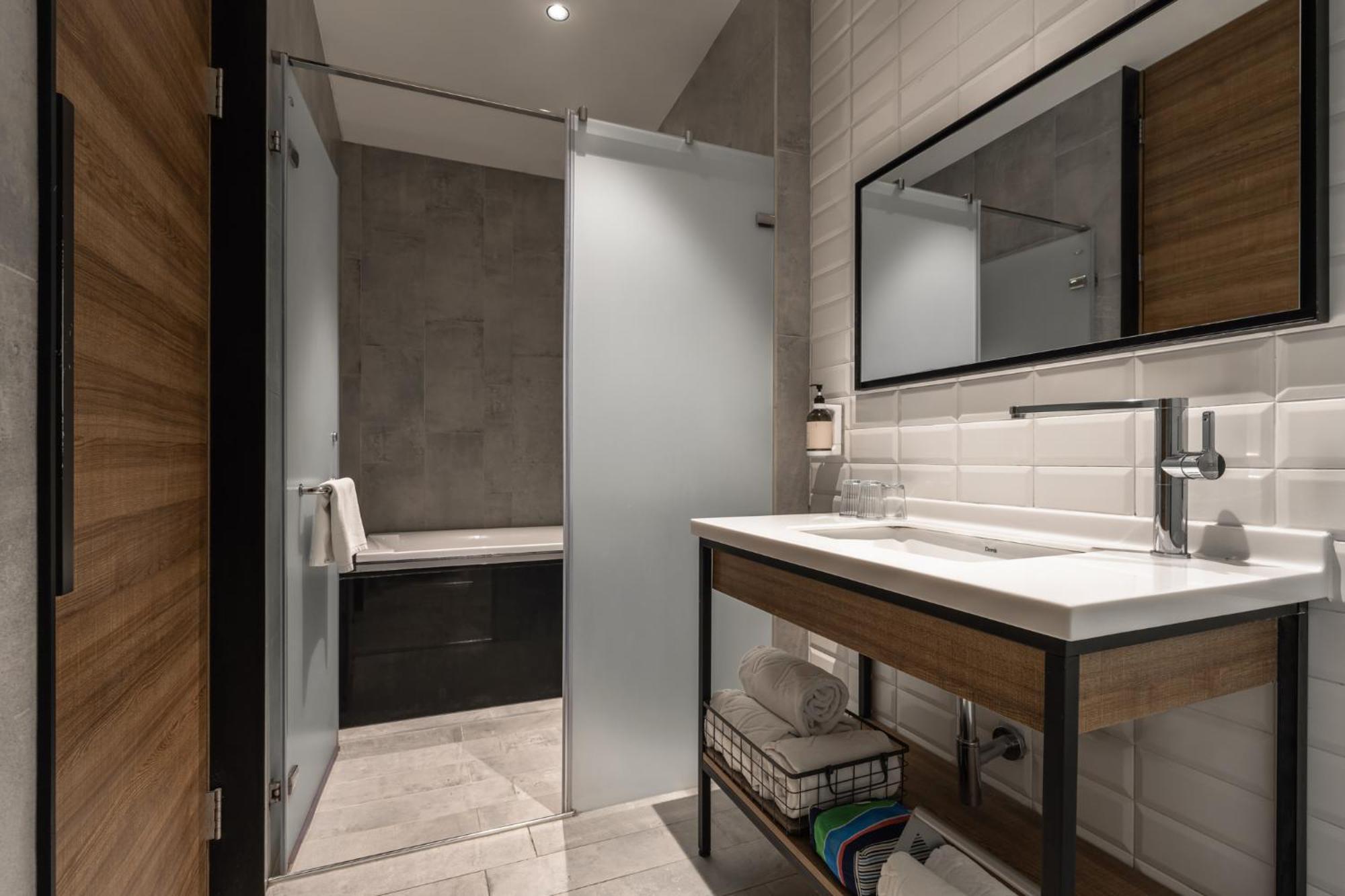 Hotel Leisure 台南行旅-巷弄潮旅 Exteriör bild