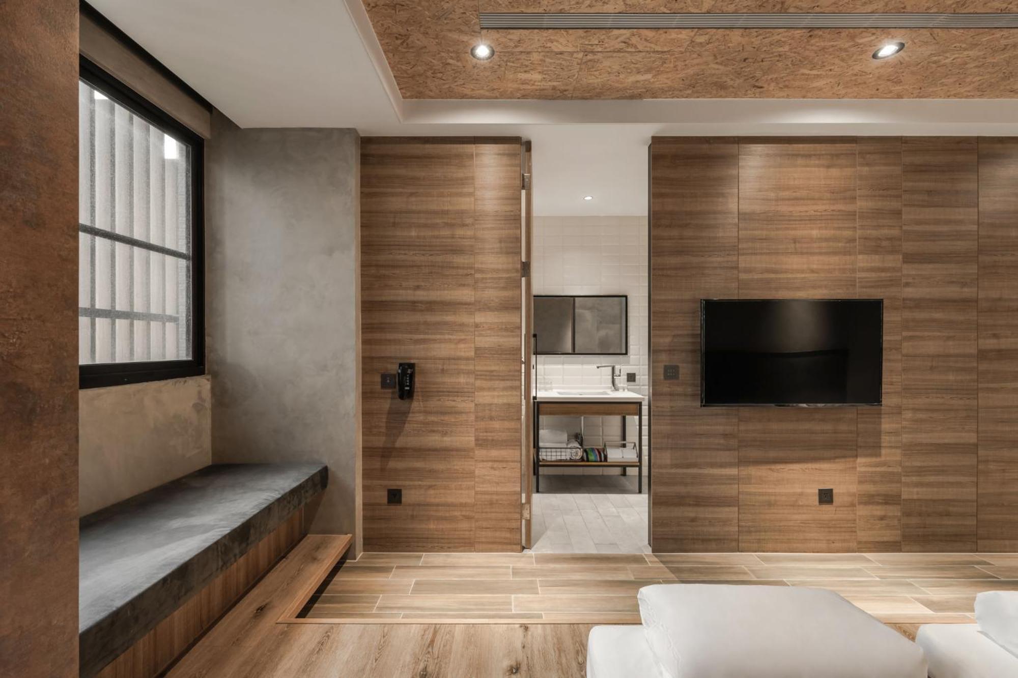 Hotel Leisure 台南行旅-巷弄潮旅 Exteriör bild
