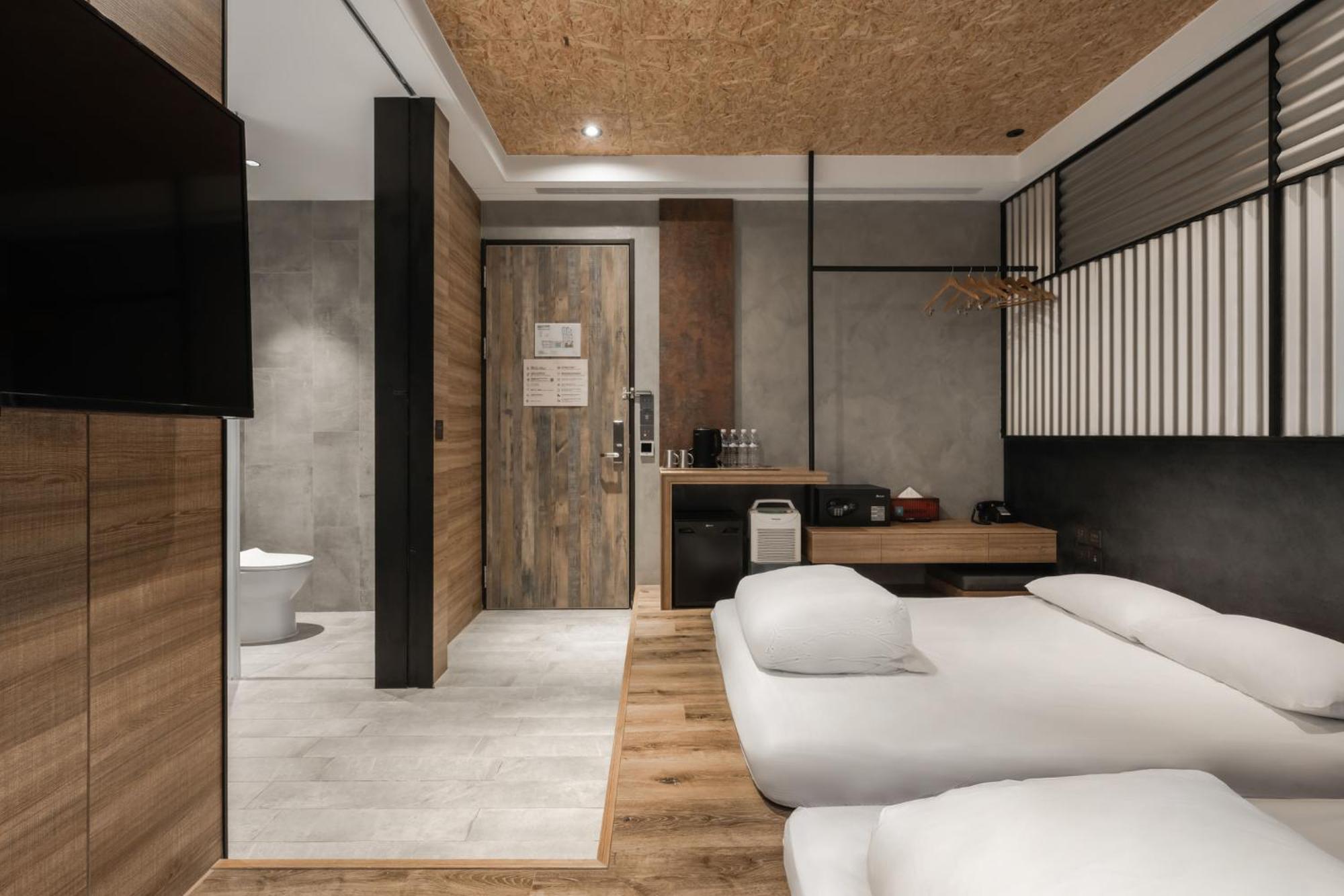 Hotel Leisure 台南行旅-巷弄潮旅 Exteriör bild