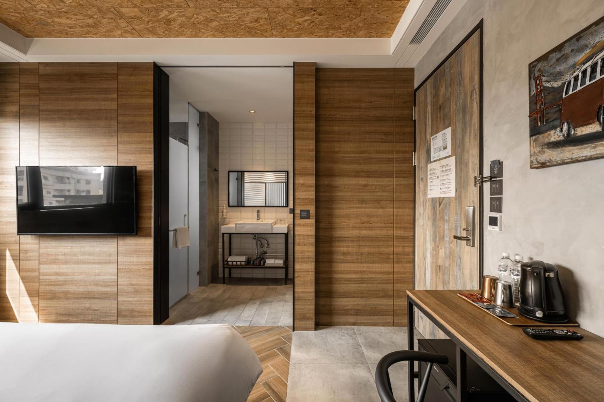 Hotel Leisure 台南行旅-巷弄潮旅 Exteriör bild